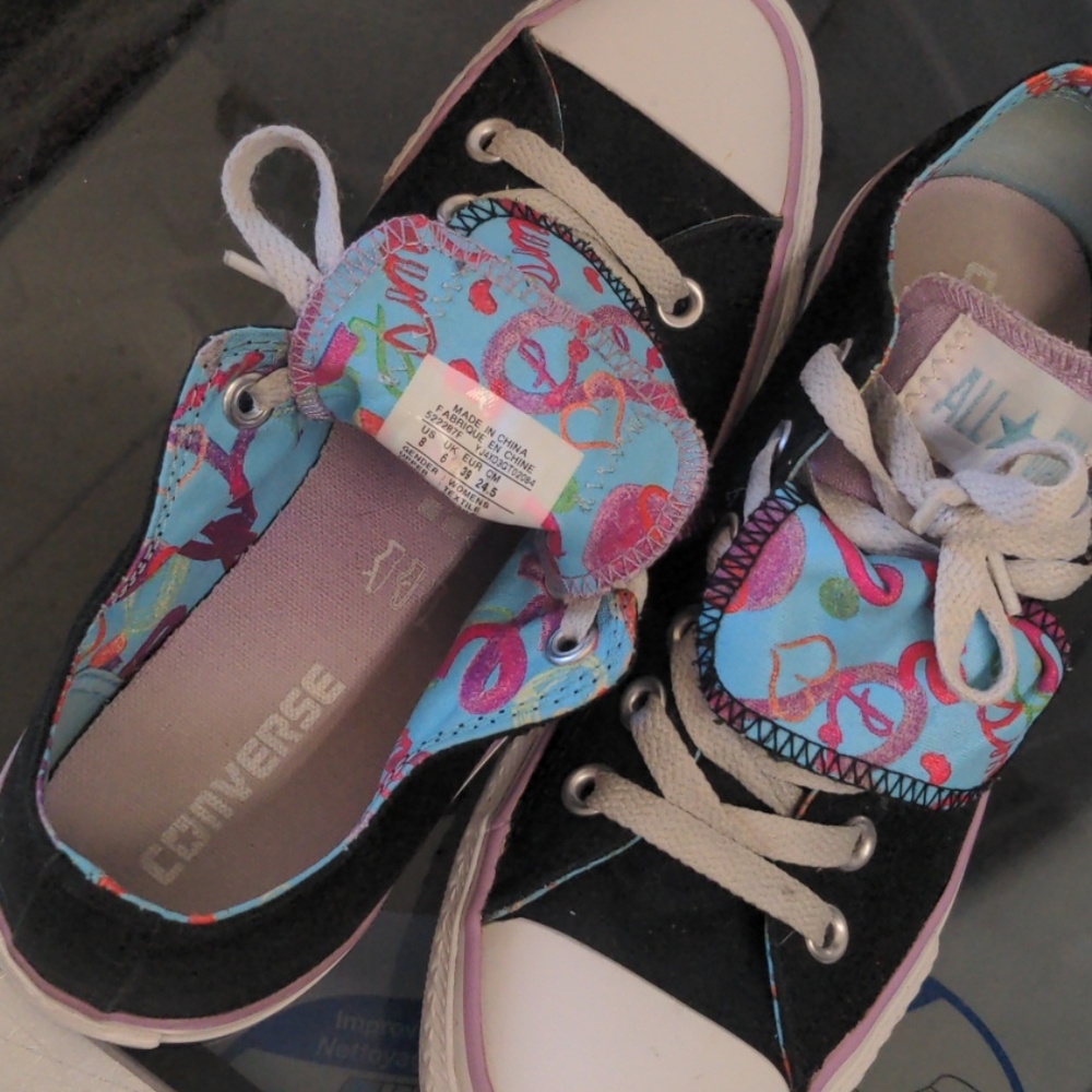 Converse double tongue black and lilac sneakers